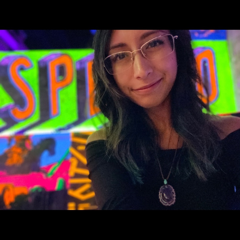 Meet your Posher, Laura